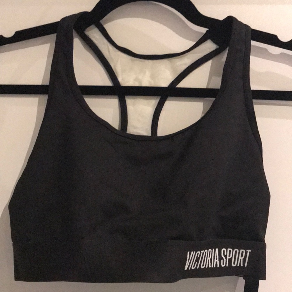 Victoria Sport sports bra